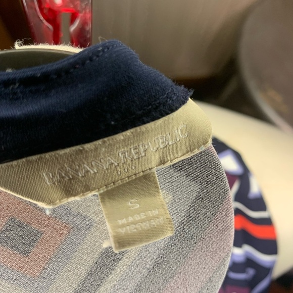 Banana Republic - Multicolored Geometric Jersey Shift Dress - Size S Small. - Picture 7 of 7